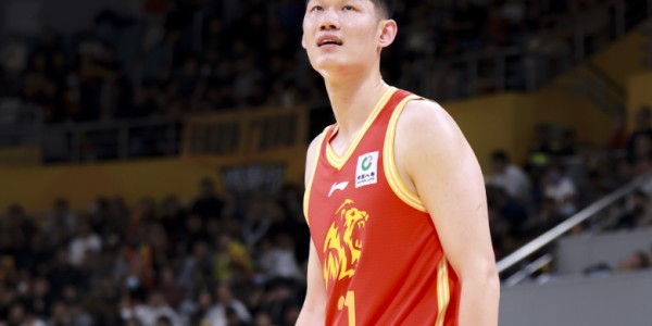 开云-CBA官宣常规赛8大奖候选：胡金秋领衔MVP 徐昕领衔最具进步奖
